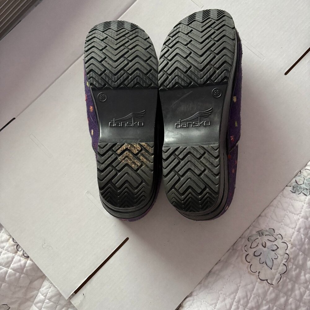 Dansko Vegan Fabric Clogs – Women’s Size 8 (EU 38) – Purple Polka Dot Comfort Sh - Picture 7 of 7